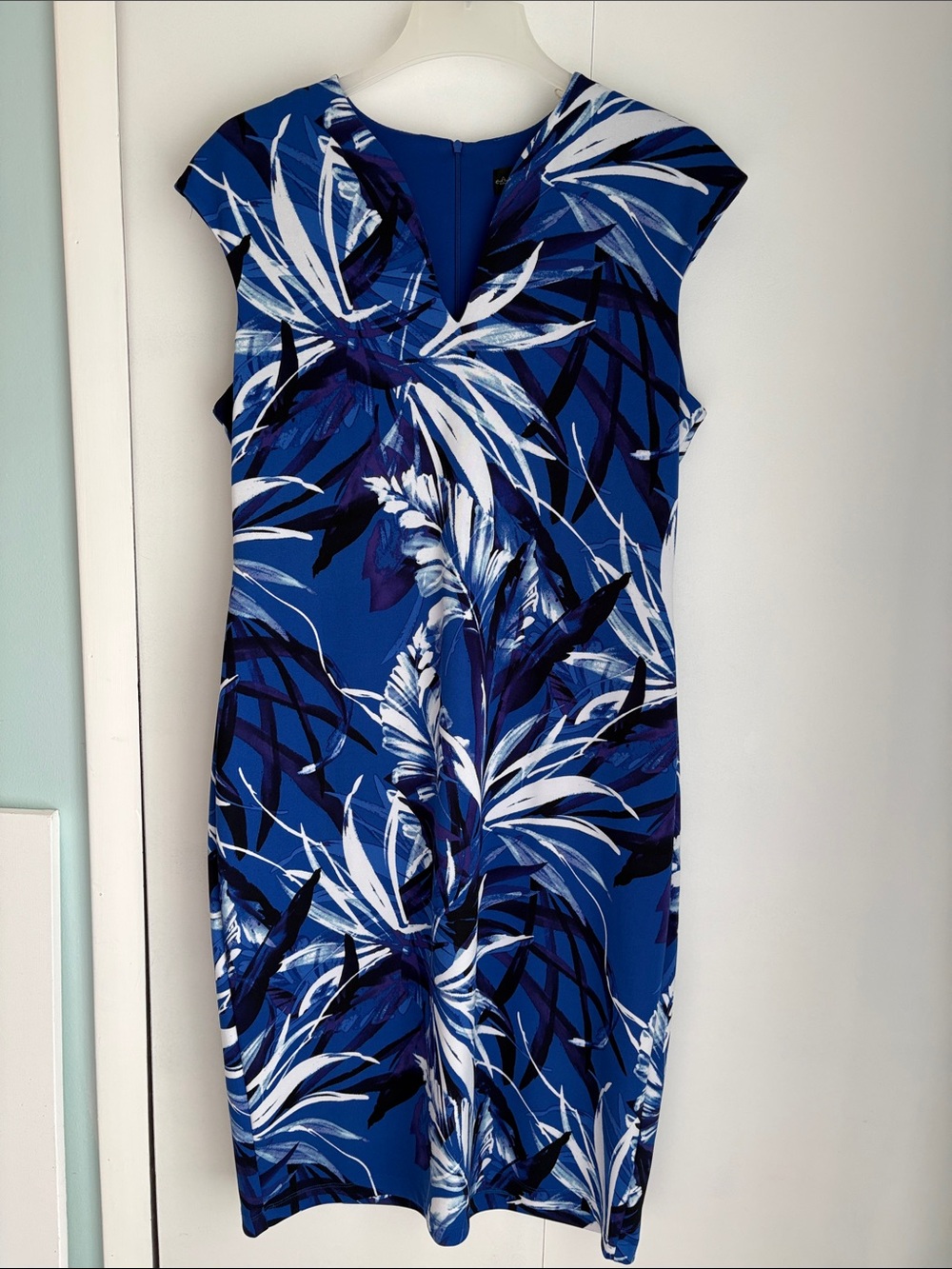 connected apparel Blue & White Tropical Print Midi Dress